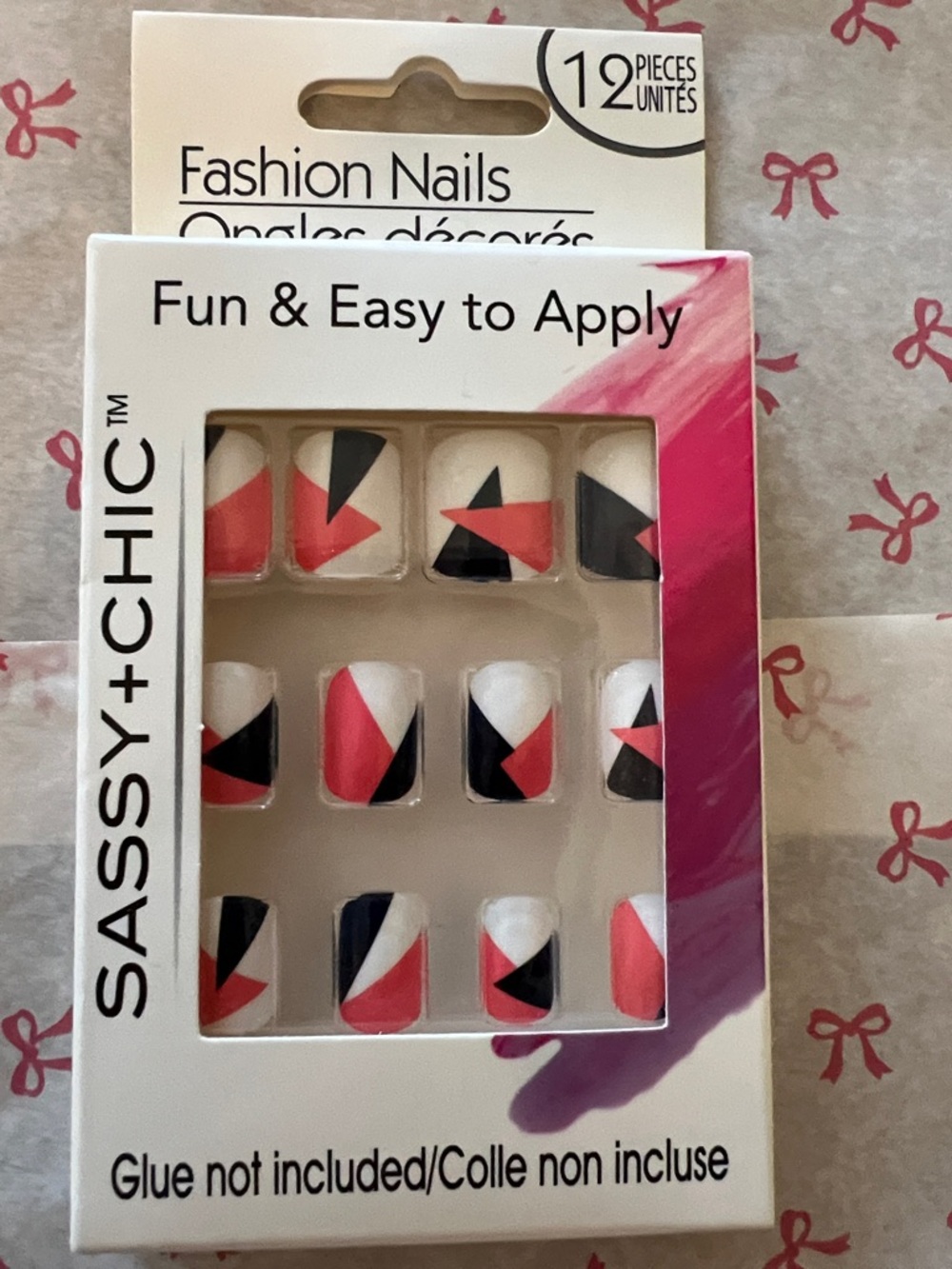 Sassy+Chic Geometric Press-On Nails - White, Coral & Black